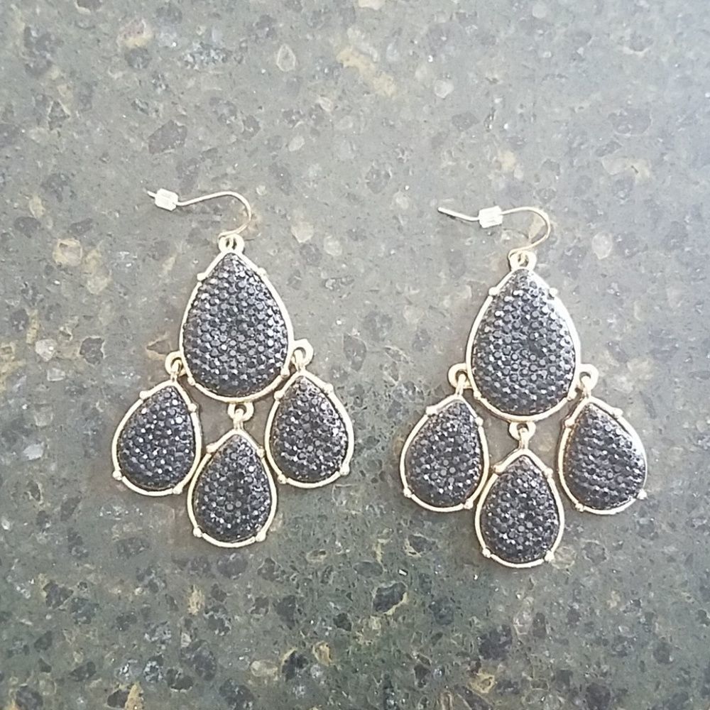 Gorgeous black and gold earrings